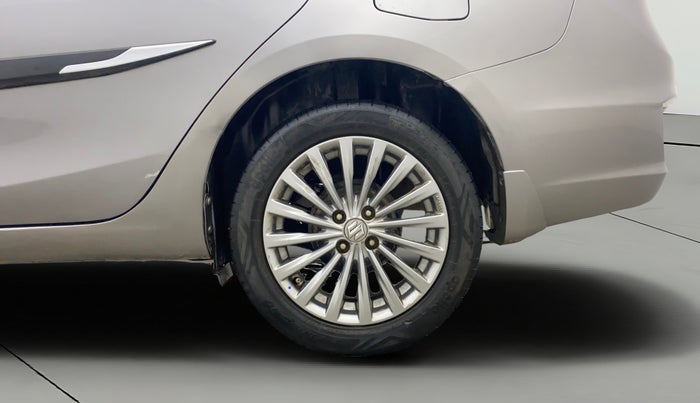 2015 Maruti Ciaz ZXI+, Petrol, Manual, 58,073 km, Left Rear Wheel