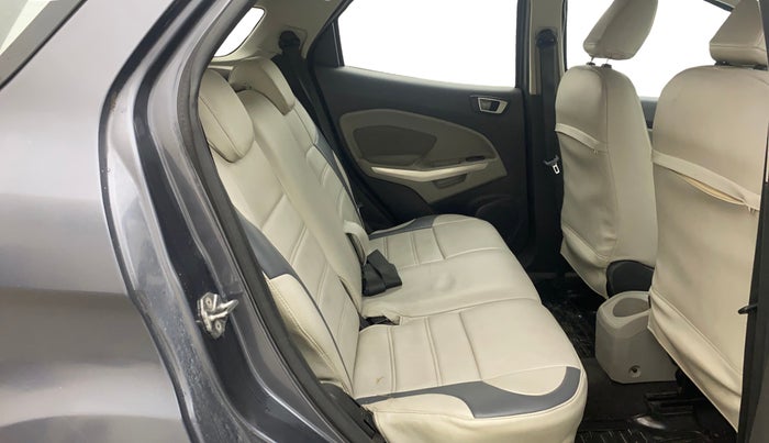 2016 Ford Ecosport TREND+ 1.5L DIESEL, Diesel, Manual, 1,13,977 km, Right Side Rear Door Cabin