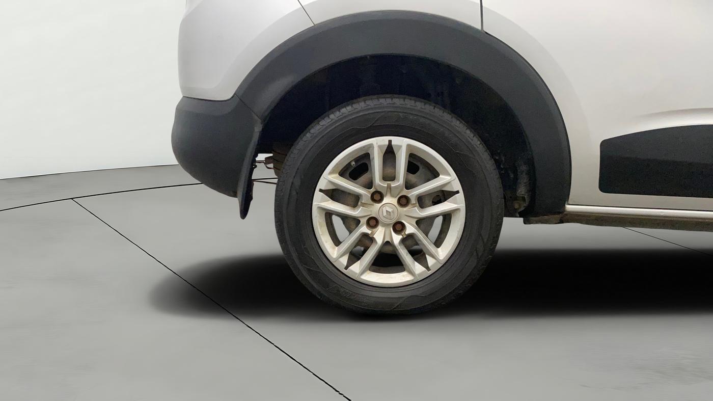 2021 Renault TRIBER RXT LIMITED EDITION, Petrol, Manual, 83,626 km, Right Rear Wheel