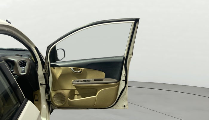 2013 Honda Brio VX AT, Petrol, Automatic, 82,613 km, RHS Front Door