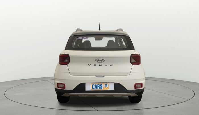 2020 Hyundai VENUE S 1.2, Petrol, Manual, 52,243 km, Back/Rear