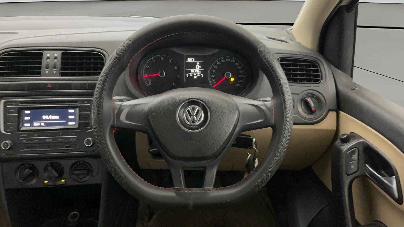 2016 Volkswagen Ameo COMFORTLINE 1.2L, Petrol, Manual, 54,222 km, Steering Wheel Close Up