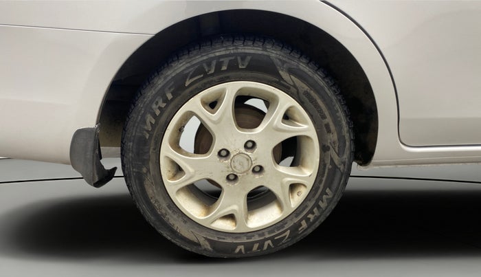 2013 Renault Scala RXZ DIESEL, Diesel, Manual, 50,380 km, Right Rear Wheel