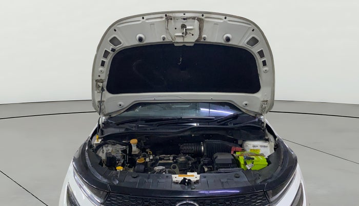 2020 Tata ALTROZ XZ (O) PETROL, Petrol, Manual, 50,792 km, Open Bonet