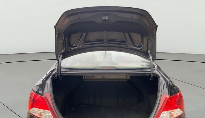 2013 Hyundai Verna FLUIDIC 1.6 VTVT EX, Petrol, Manual, 81,058 km, Boot Door Open