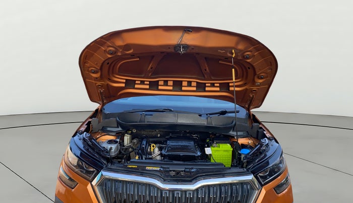 2021 Skoda KUSHAQ STYLE 1.0L TSI AT, Petrol, Automatic, 87,068 km, Open Bonet