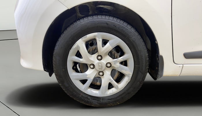 2017 Hyundai Grand i10 SPORTZ (O) 1.2 U2 CRDI, Diesel, Manual, 1,44,028 km, Left Front Wheel