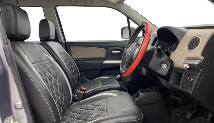 2014 Maruti Wagon R 1.0 VXI, Petrol, Manual, 10,000 km, Right Side Front Door Cabin