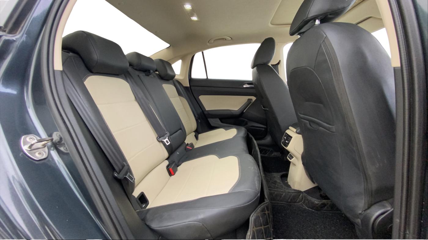 2022 Skoda SLAVIA STYLE 1.5L TSI DSG, Petrol, Automatic, 36,151 km, Right Side Rear Door Cabin