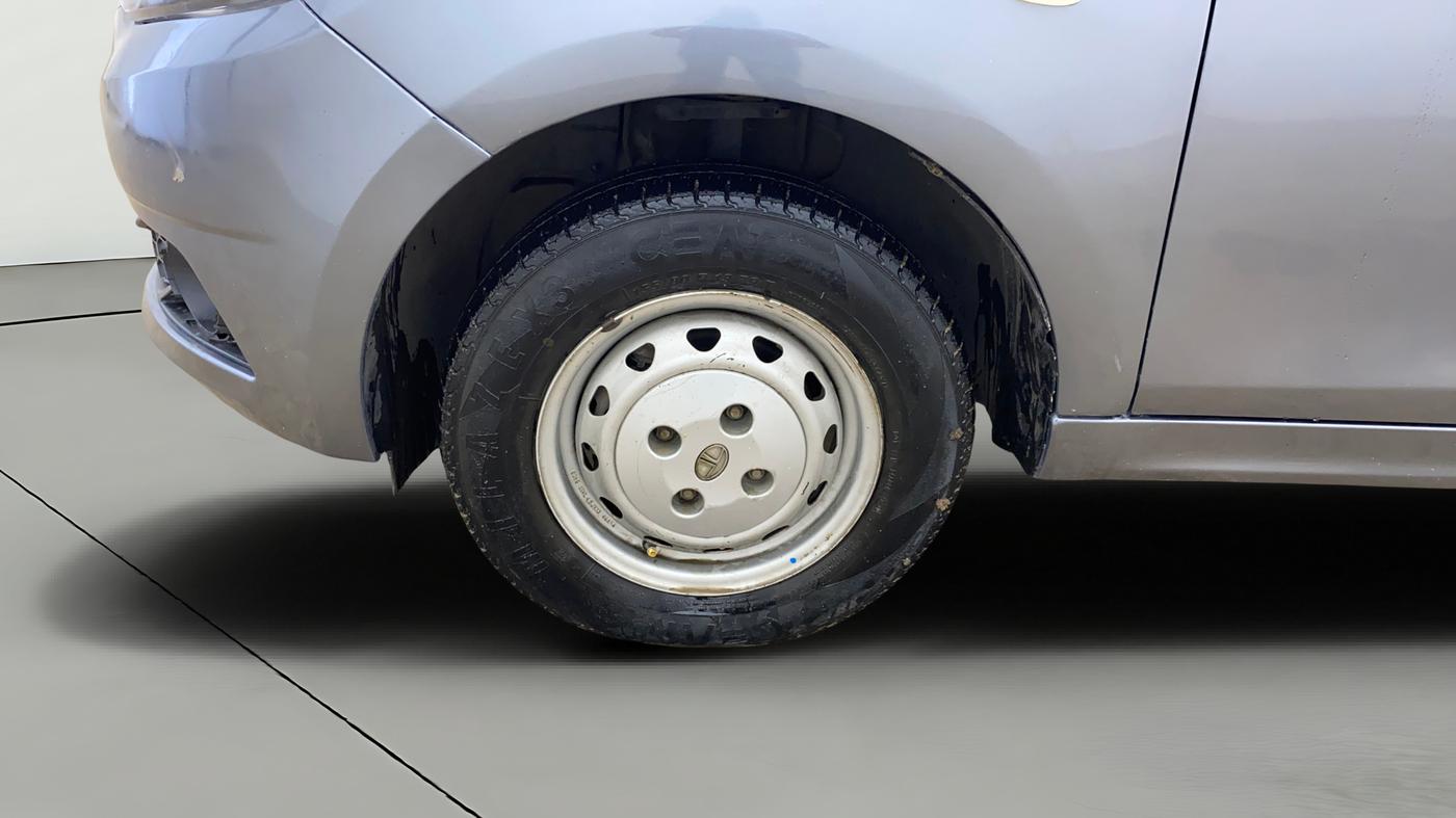 2018 Tata Tiago XM PETROL, Petrol, Manual, 83,861 km, Left Front Wheel