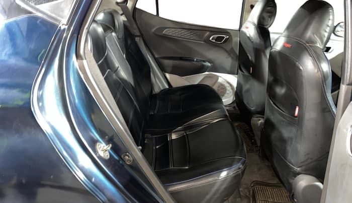 2021 Hyundai GRAND I10 NIOS SPORTZ AMT 1.2 KAPPA VTVT, Petrol, Automatic, 34,241 km, Right Side Rear Door Cabin