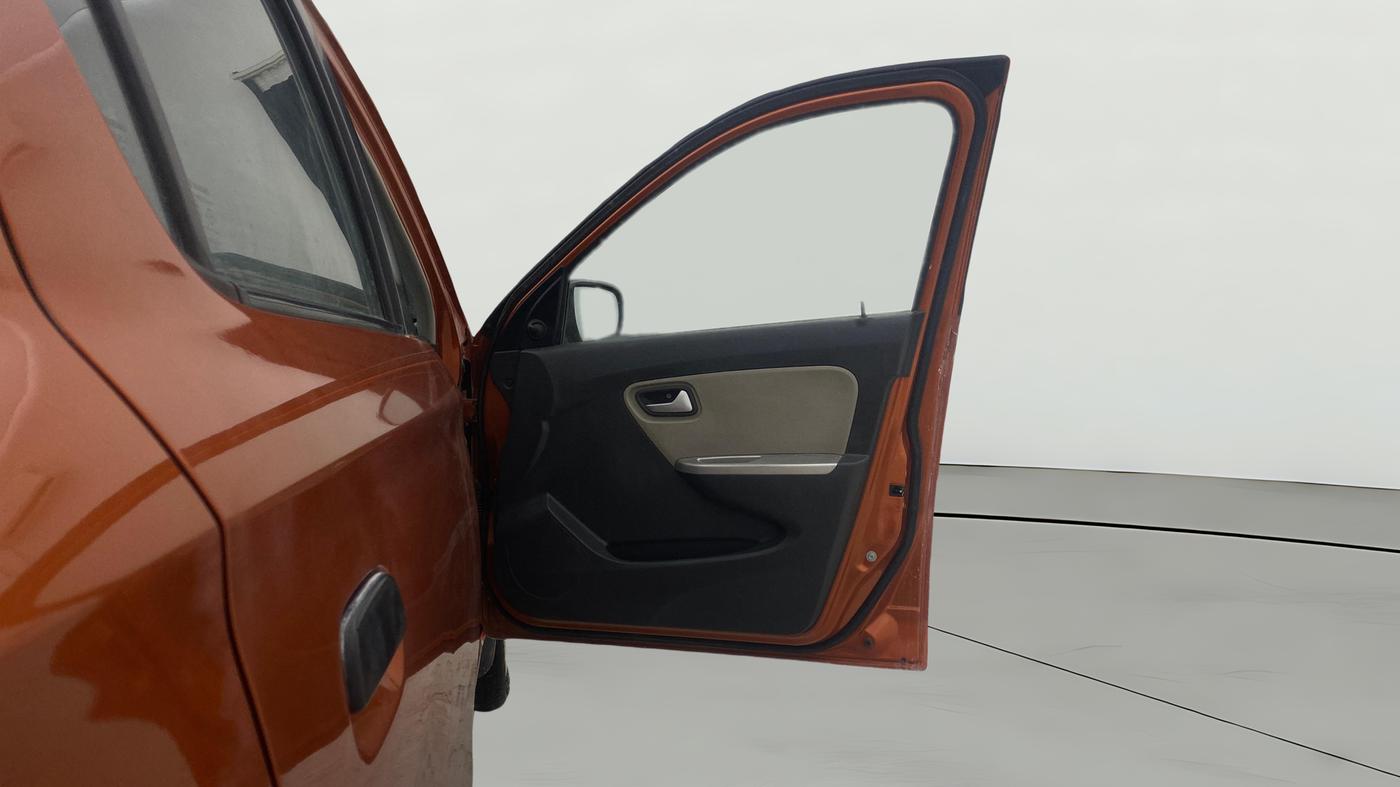 2018 Maruti Alto K10 VXI, Petrol, Manual, 31,197 km, RHS Front Door