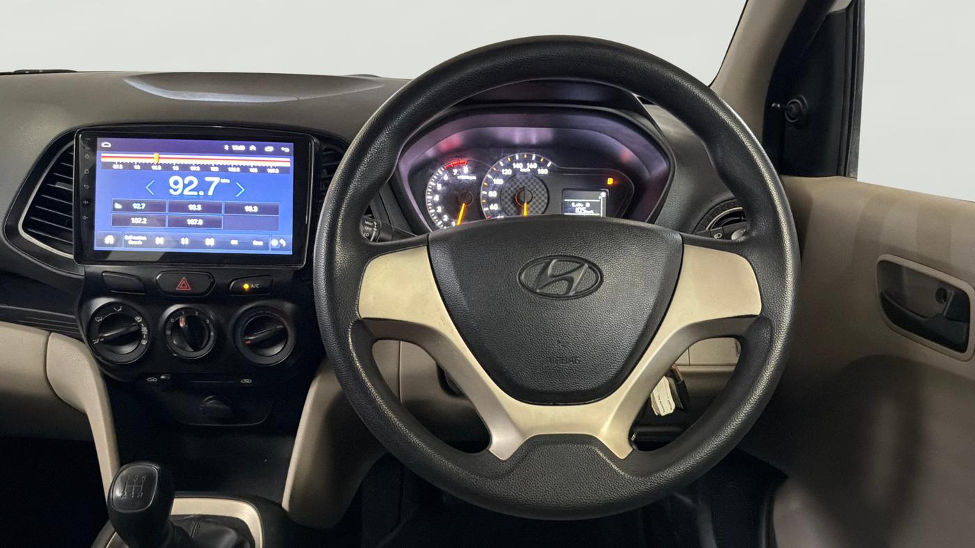 2019 Hyundai NEW SANTRO ERA, Petrol, Manual, 67,220 km, Steering Wheel Close Up