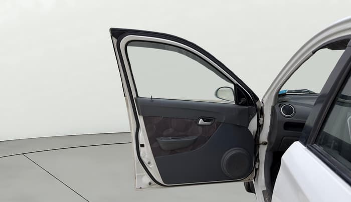 2014 Maruti Alto 800 LXI, Petrol, Manual, 1,11,879 km, LHS Front Door