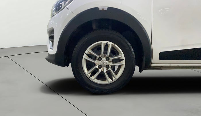 2020 Renault TRIBER RXT AMT, Petrol, Automatic, 50,642 km, Left Front Wheel