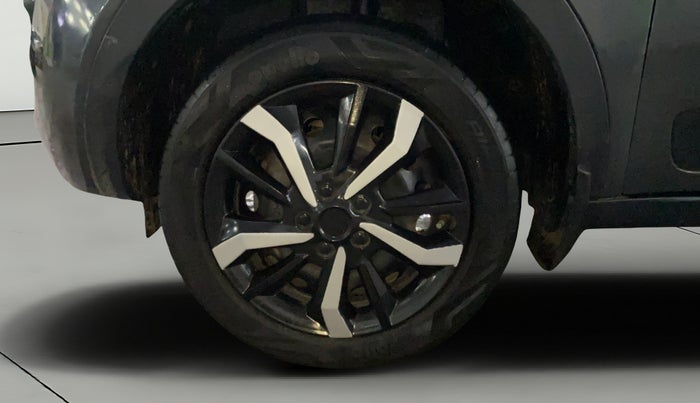 2018 Tata NEXON XZ PETROL, Petrol, Manual, 78,270 km, Left Front Wheel