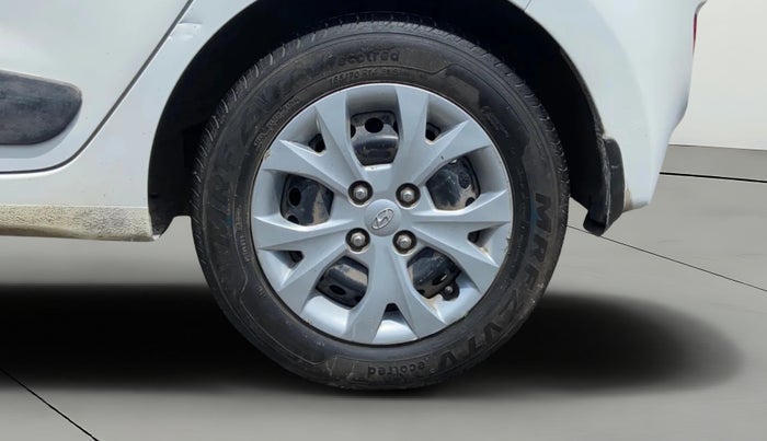 2016 Hyundai Grand i10 MAGNA 1.2 KAPPA VTVT, Petrol, Manual, 41,091 km, Left Rear Wheel