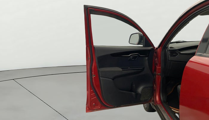 2018 Mahindra KUV 100 NXT K8 P 6 STR, Petrol, Manual, 45,274 km, LHS Front Door