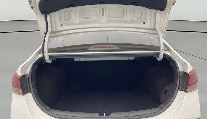 2021 Hyundai Verna SX (O) 1.5 CRDI, Diesel, Manual, 79,616 km, Boot Open Zoomed View