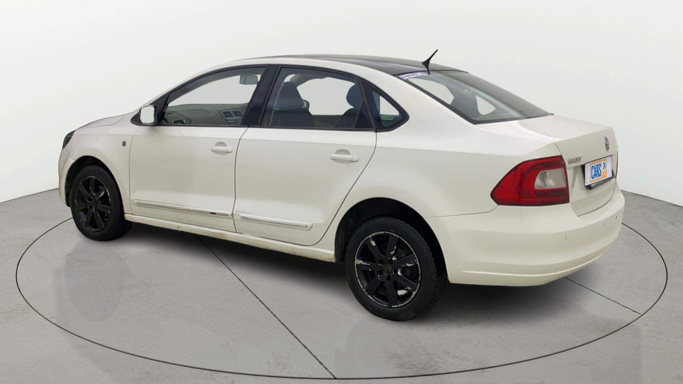 2013 Skoda Rapid AMBITION 1.6 MPI MT PLUS, Petrol, Manual, 83,954 km, Left Back Diagonal