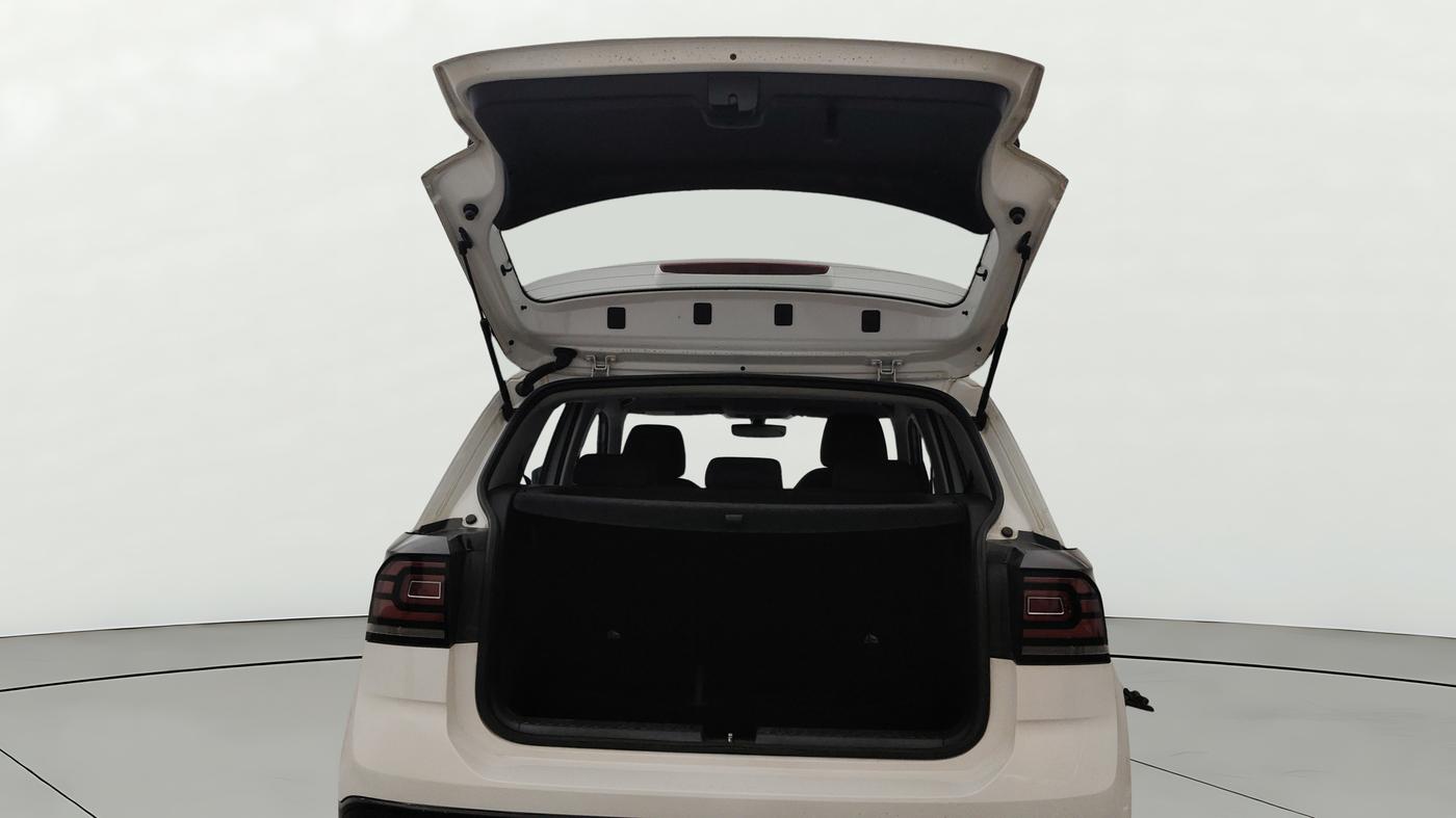 2022 Volkswagen TAIGUN GT PLUS 1.5 TSI DSG, Petrol, Automatic, 1,32,188 km, Boot Door Open
