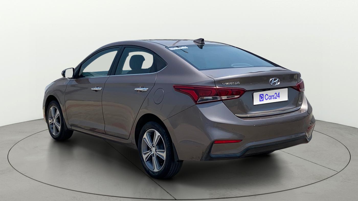 2018 Hyundai Verna 1.6 VTVT SX O, Petrol, Manual, 71,984 km, Left Back Diagonal