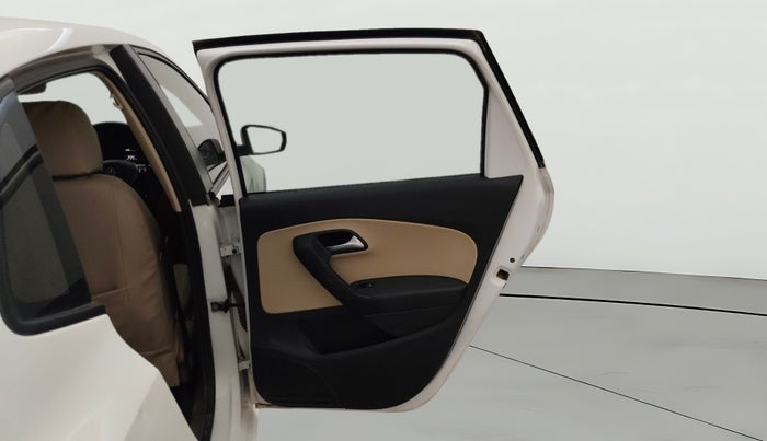 2017 Volkswagen Ameo HIGHLINE1.2L PLUS 16 ALLOY, Petrol, Manual, 95,740 km, RHS Rear Door