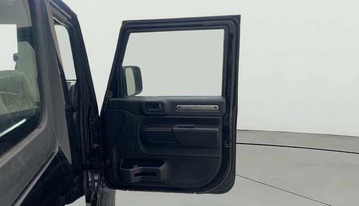 2021 Mahindra Thar LX HT PETROL 4WD MT, Petrol, Manual, 50,020 km, RHS Front Door