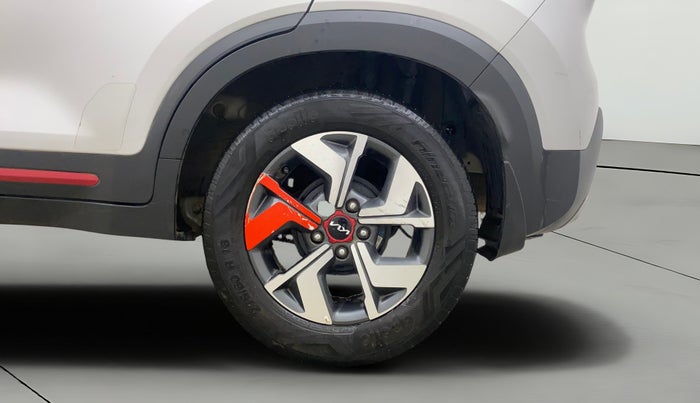 2023 KIA SONET GTX PLUS 1.0 IMT, Petrol, Manual, 22,505 km, Left Rear Wheel