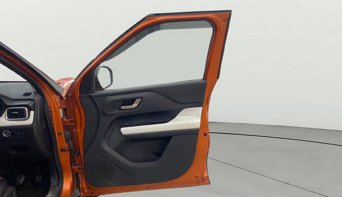 2022 Tata PUNCH CREATIVE  iRA PACK MT, Petrol, Manual, 84,424 km, RHS Front Door