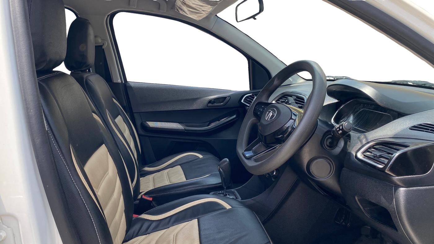 2022 Tata TIAGO NRG XZ AMT, Petrol, Automatic, 6,995 km, Right Side Front Door Cabin