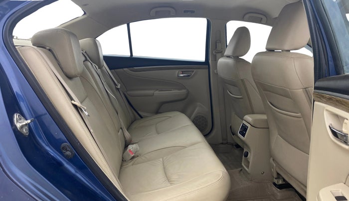 2020 Maruti Ciaz ALPHA 1.5 SHVS PETROL, Petrol, Manual, 84,080 km, Right Side Rear Door Cabin