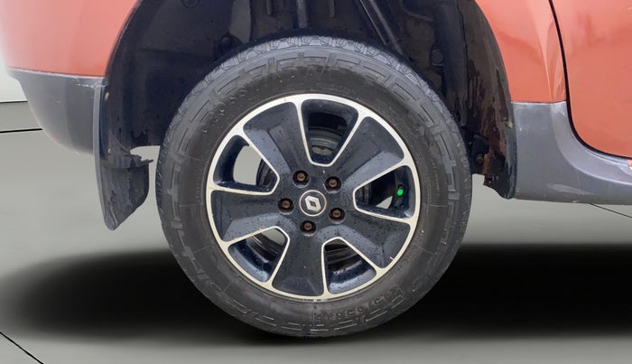 2016 Renault Duster 110 PS RXL 4X2 AMT, Diesel, Automatic, 77,608 km, Right Rear Wheel