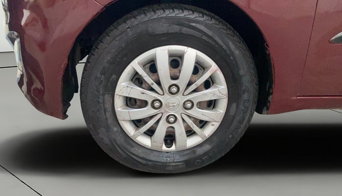 2016 Hyundai i10 SPORTZ 1.1, Petrol, Manual, 36,455 km, Left Front Wheel