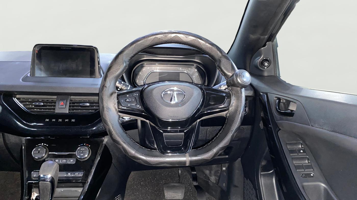 2023 Tata NEXON XZA PLUS PETROL DARK EDITION, Petrol, Automatic, 34,045 km, Steering Wheel Close Up