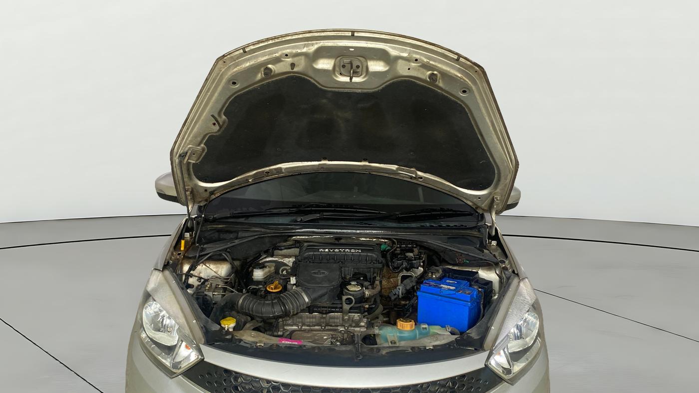 2016 Tata Tiago XZ PETROL, Petrol, Manual, 39,177 km, Open Bonet