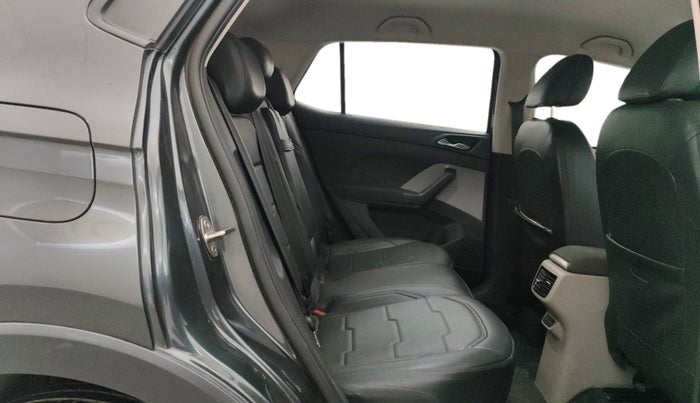 2022 Skoda KUSHAQ AMBITION 1.0L TSI MT, Petrol, Manual, 49,545 km, Right Side Rear Door Cabin