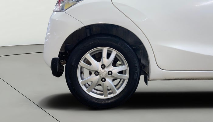 2013 Honda Brio VX AT, Petrol, Automatic, 82,613 km, Right Rear Wheel