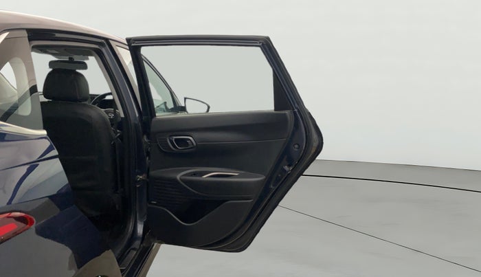 2022 Hyundai NEW I20 ASTA 1.2 MT, Petrol, Manual, 19,816 km, RHS Rear Door