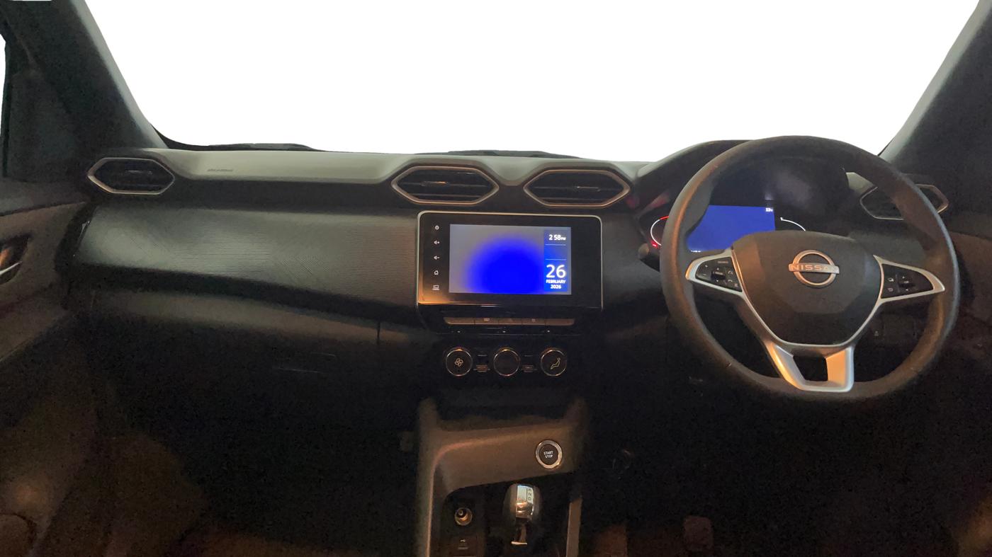 2025 Nissan MAGNITE N-Connecta B4D 1.0 Petrol AMT, Petrol, Automatic, 9,435 km, Dashboard
