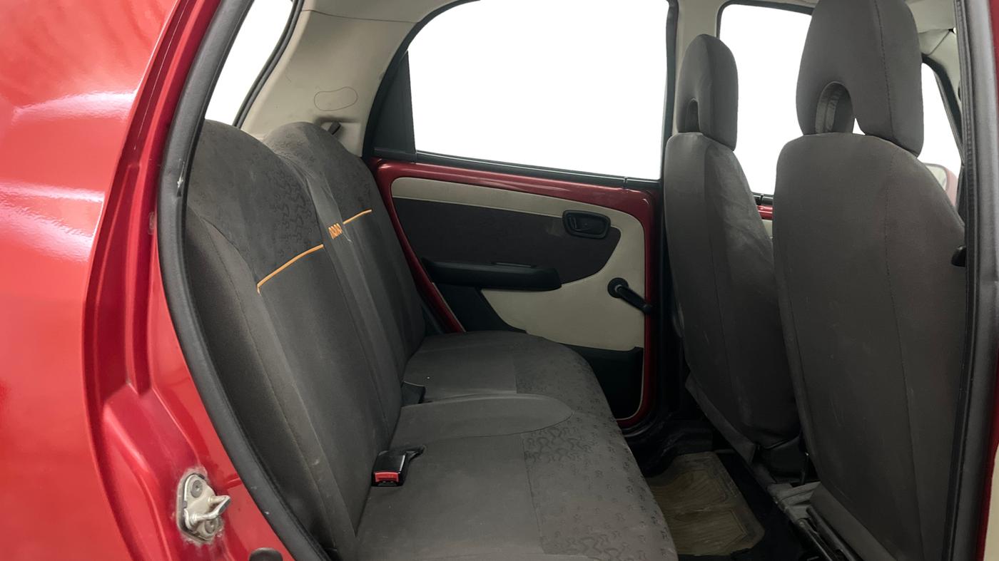 2015 Tata Nano TWIST XTA, Petrol, Automatic, 32,704 km, Right Side Rear Door Cabin