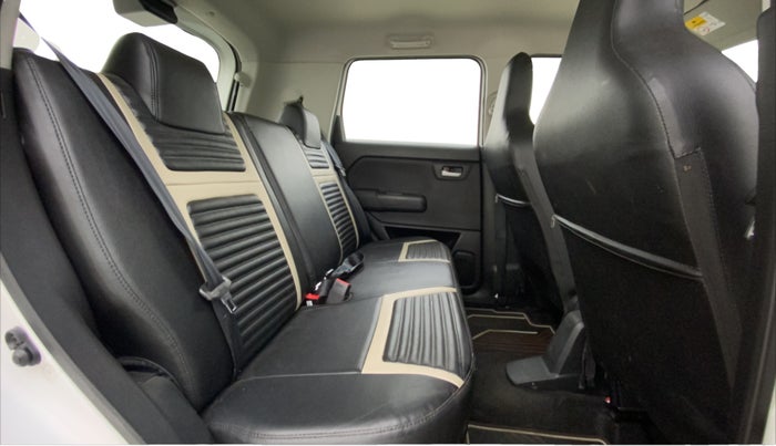 2024 Maruti New Wagon-R VXI 1.0, Petrol, Manual, 11,421 km, Right Side Rear Door Cabin