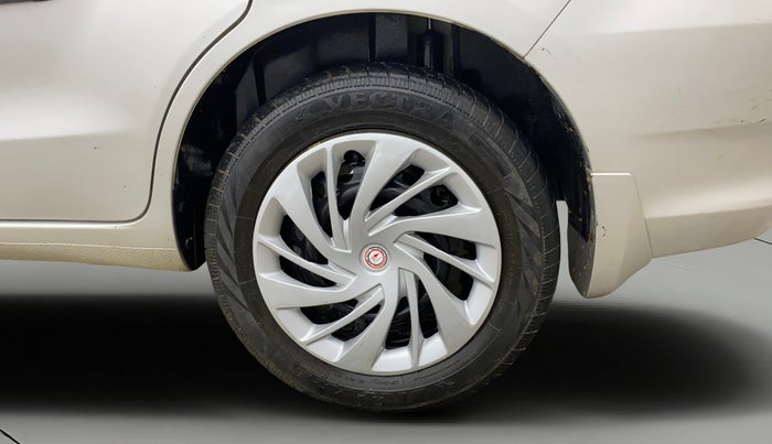 2016 Maruti Ertiga VXI, CNG, Manual, 48,689 km, Left Rear Wheel