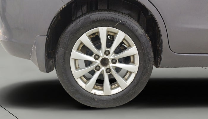 2014 Maruti Ertiga ZXI, Petrol, Manual, 92,485 km, Right Rear Wheel