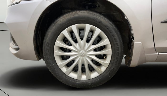 2019 Maruti Ciaz SIGMA 1.5 SHVS MT  PETROL, Petrol, Manual, 33,165 km, Left Front Wheel