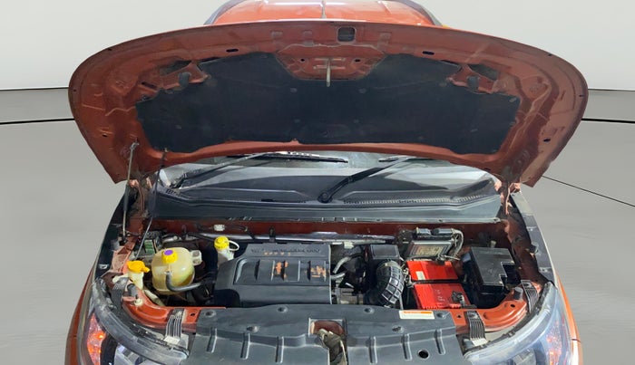 2017 Mahindra Kuv100 K6 6 STR, Petrol, Manual, 27,723 km, Open Bonet