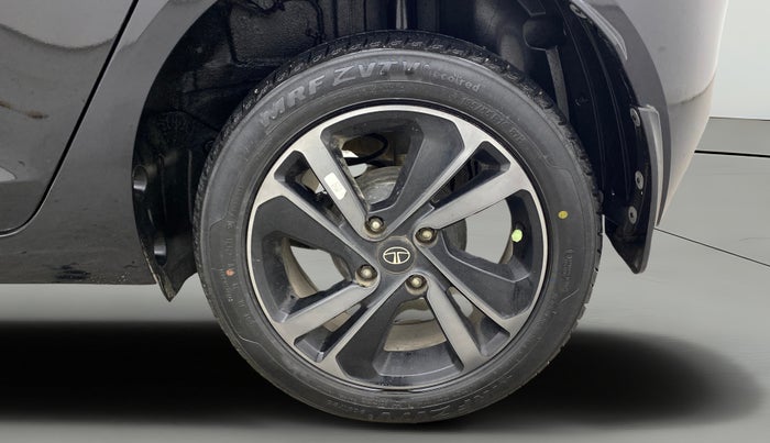 2021 Tata ALTROZ XZ PLUS PETROL DARK EDITION, Petrol, Manual, 26,112 km, Left Rear Wheel