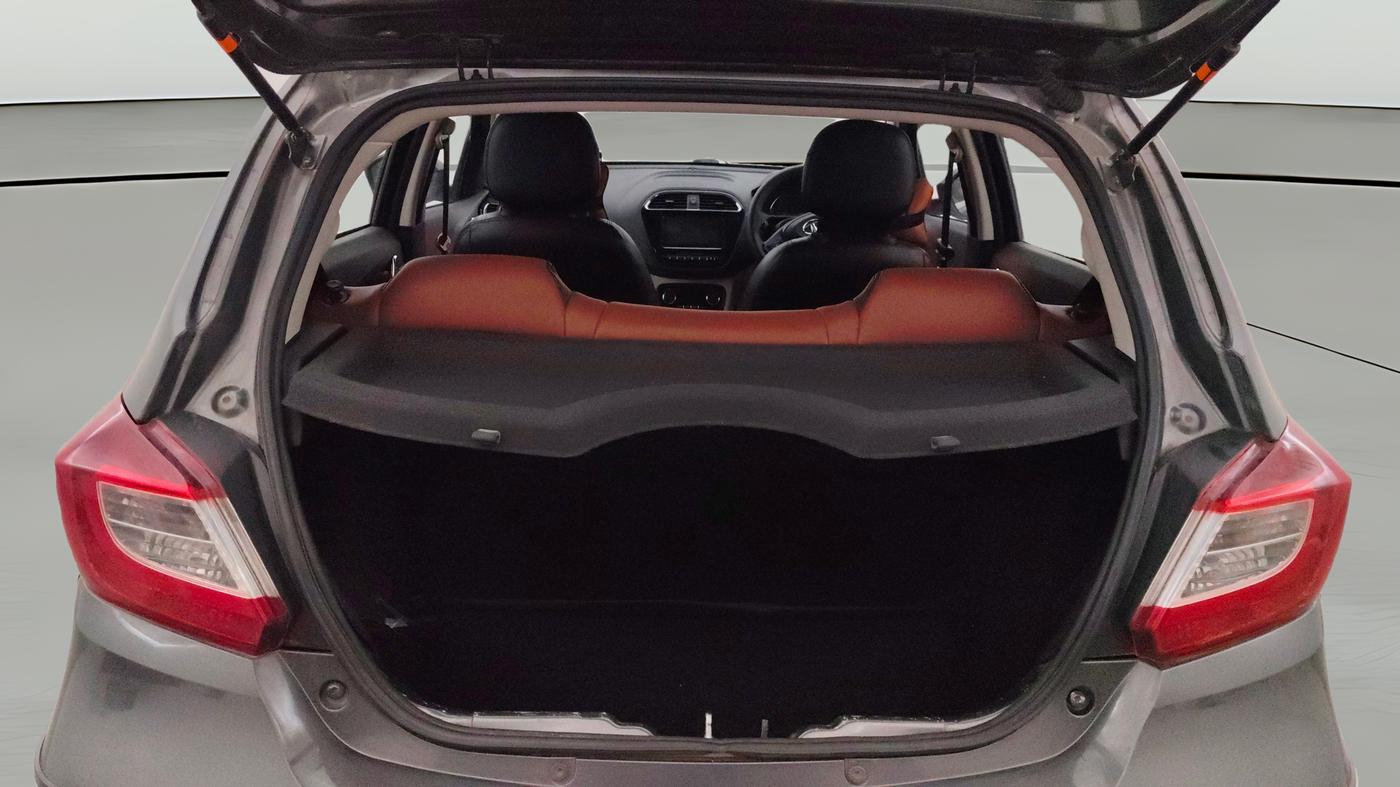 2023 Tata Tiago XZ PLUS PETROL, Petrol, Manual, 32,581 km, Boot Open Zoomed View