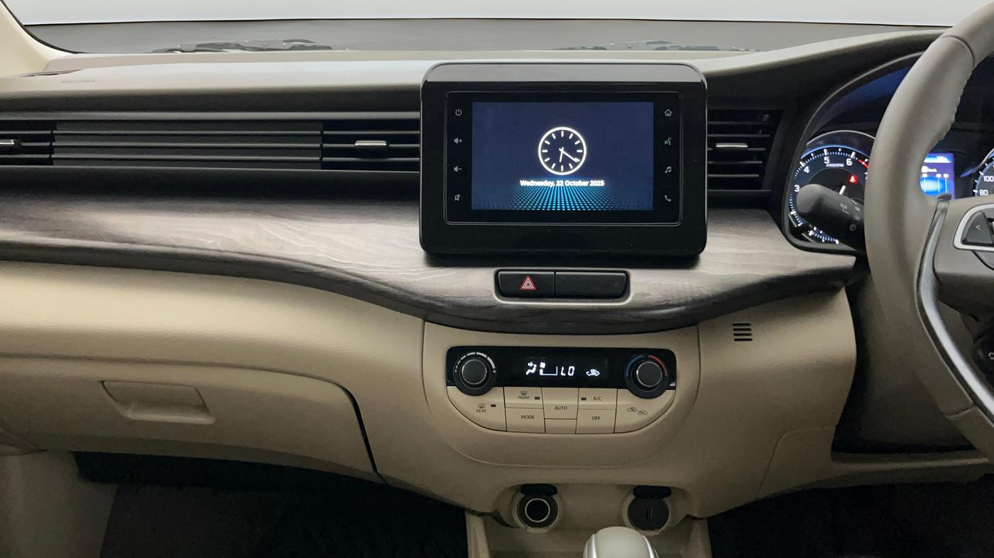2023 Toyota RUMION V AT , Petrol, Automatic, 7,123 km, Air Conditioner