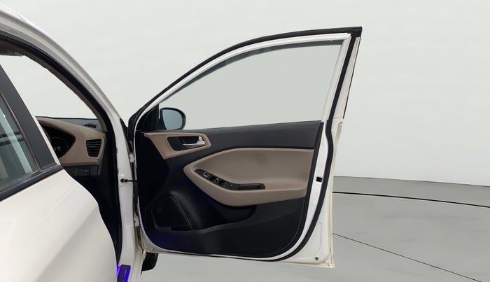 2020 Hyundai Elite i20 MAGNA PLUS 1.2, Petrol, Manual, 13,604 km, RHS Front Door